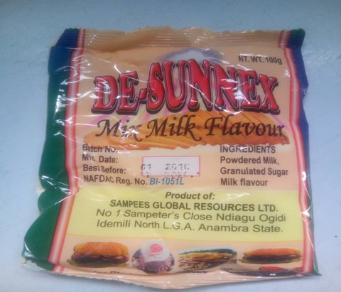 MILK FLAVOUR - Imavug Bag of De-Sunrex Mix Milk Flavour powdered milk with ingredients and weight label (100 g).