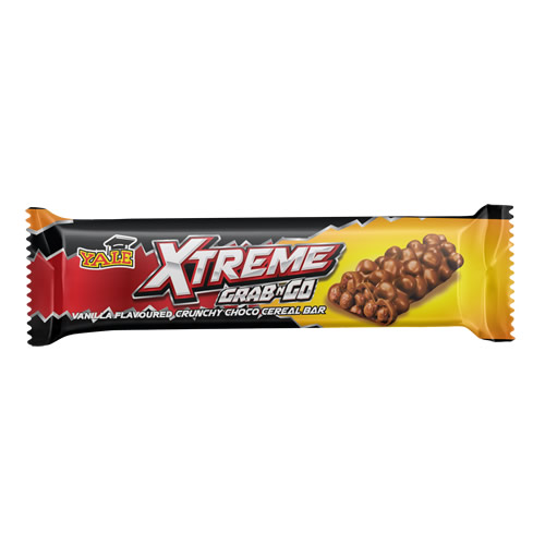 Yale Xtreme Grab N Go Biscuits - Imavug Wrapper of a Yale XtremE vanilla-flavored crunchy chocolate cereal bar, with chocolate-covered pieces shown on the right.